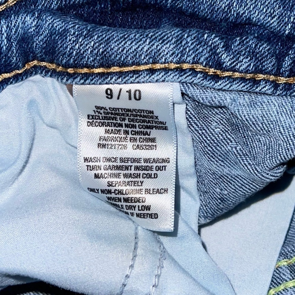 Aeropostale Jean Shorts 9/10 - Picture 3 of 3
